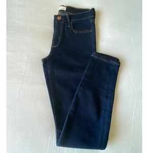 NWOT Gap True Skinny jeans